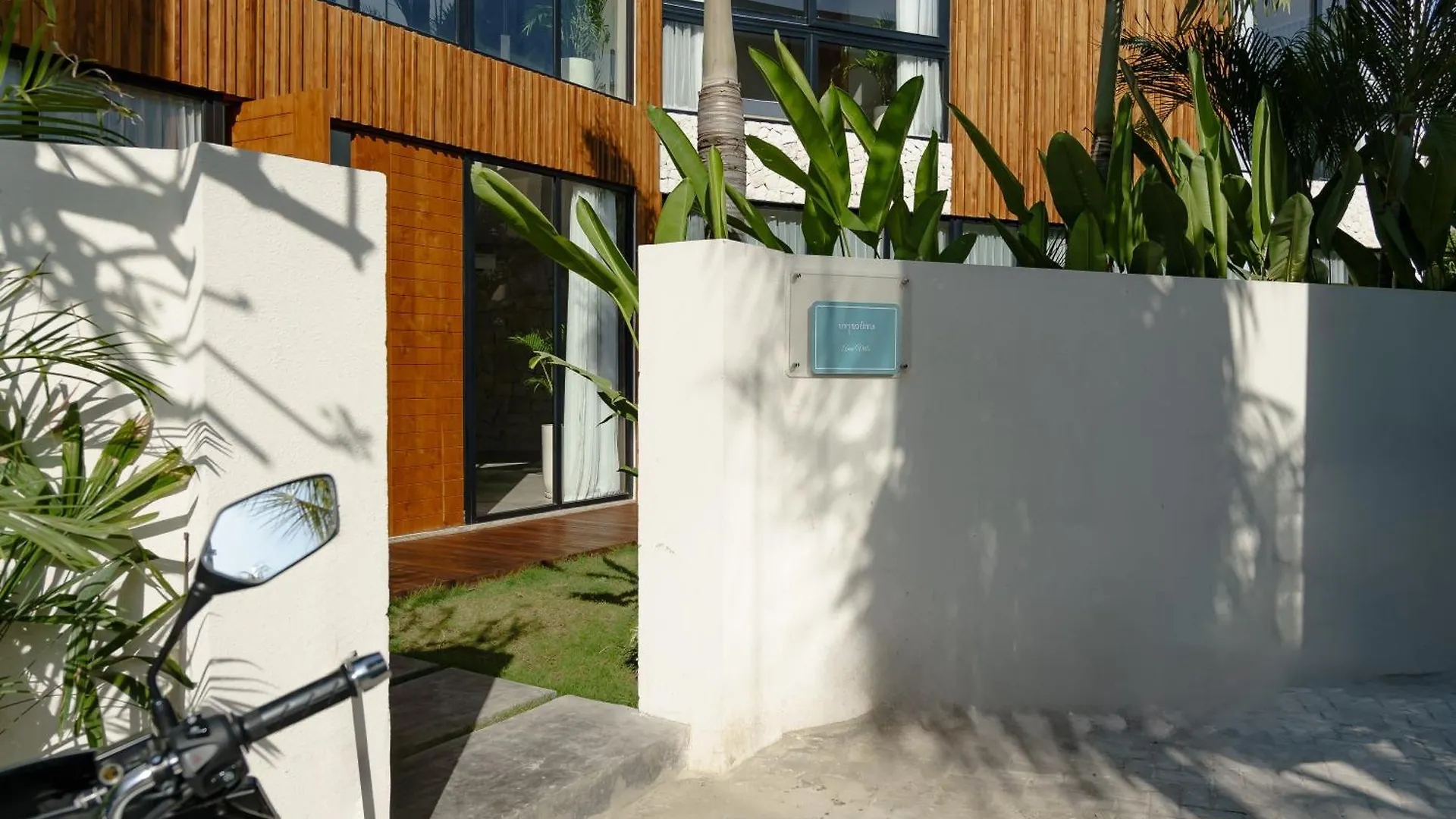 Villa Amo Residences Canggu  Indonesia